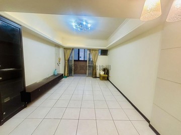 桃園夜市商圈旁~近G09站~我愛我家3房車｜桃園市桃園區正康三街