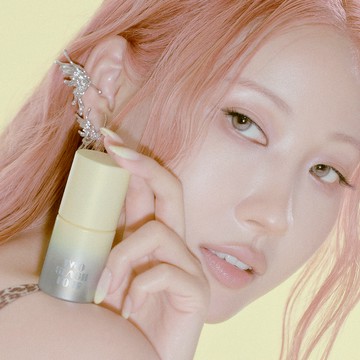 TWO SLASH FOUR Flash Spot Concealer 13.5g Pale Lemon