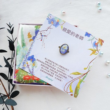 【老師的專屬冠名禮盒】畢業送老師絲巾配客製絲巾扣 禮盒