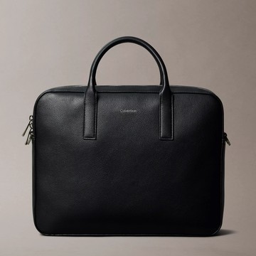 Calvin Klein 電腦包 公事包 鵝卵石紋聚氨酯皮革 斜背包 側背包 手提包 C07022 黑色CK(現貨)▶指定Outlet商品5折起☆現貨【送禮首選★APP下單點數4倍送】
