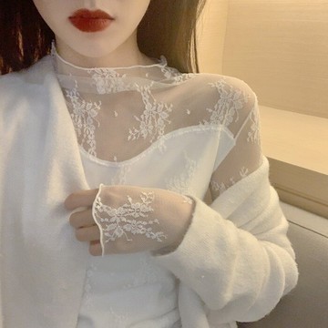 性感時尚鉤花蕾絲打底衫女長袖甜美高領秋冬內搭鏤空純色透視上衣