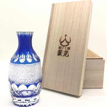 清酒瓶、菊花綱和龜甲