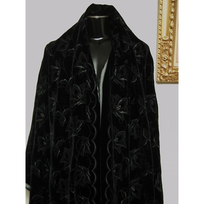 お買得　　日本製生地　黒 刺繍黒　90cm巾3.3m　2381-708