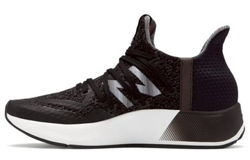 WMNS NEW BALANCE FUTURE SPORT BLACK WHITE