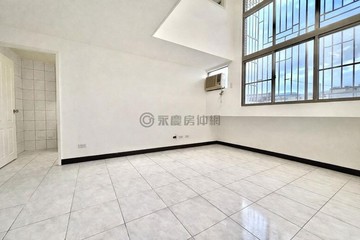 永康區近兵仔市｜樓中樓三房美車寓｜台南市永康區中華一路