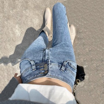 淺色高腰牛仔褲女年新款百搭淺藍色修身顯瘦春秋緊身小腳褲潮