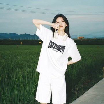 【現貨！台灣當天發】隔日達~重磅100%純棉短袖  美式復古風T恤 oversize寬鬆大尺碼上衣女 情侶同款t恤 棉T