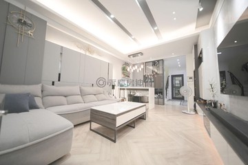 小港5年新屋精品質感裝潢臨路車墅透天｜高雄市小港區松正路