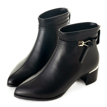 【知性尖頭】屬垂扭結尖頭粗跟短靴 黑 GB549BK