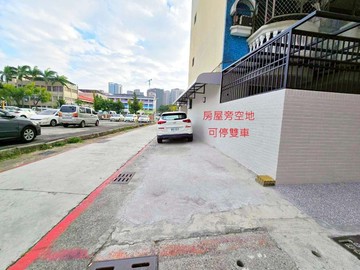 科工館凱旋國小面寬7米翻新一樓庭院公寓(可停雙車)｜高雄市苓雅區憲政路