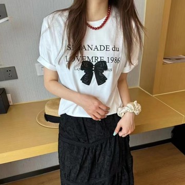 La Belleza韓版圓領立體蕾絲亮片蝴蝶結1986英文字印花顯瘦短版棉質T恤