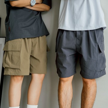 【YIJIAYI】微立體口袋彈力寬鬆短褲 口袋短褲 彈性短褲 寬鬆短褲 透氣短褲 日系 休閒 速乾 短褲 (K660)