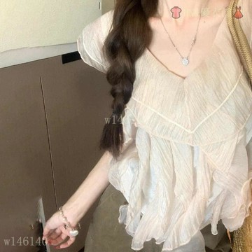 【甜美風荷葉邊V領短袖襯衫女】夏季2025新款 小衆別緻設計感 法式上衣 上衣女 長袖襯衫女 襯衫 輕熟風 shirt