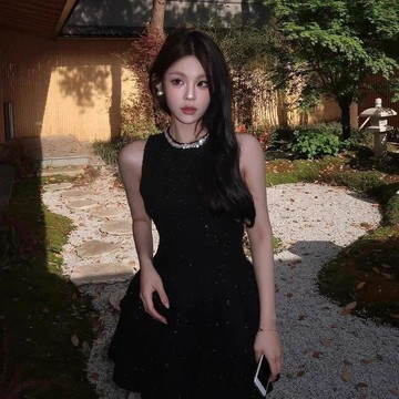口碑好評類絕美辣妹收腰連衣裙女裝法式氣質千金感小黑裙生日禮裙短裙子PTEA