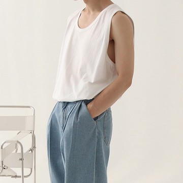 正韓側開岔前短後長圓領內搭背心 3色 YUPPIE 預購商品 0531