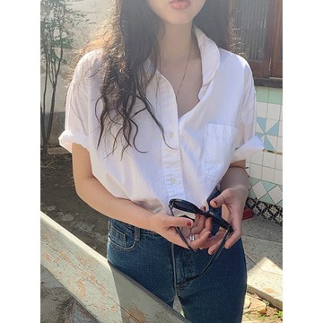 韓版純色襯衫女 短袖白襯衫女 韓國女裝 夏天女裝 小眾上衣女 開衫上衣女 白襯衫 短版上衣