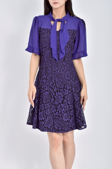 (M) e jiang棉質短袖雕花刺繡藍色洋裝