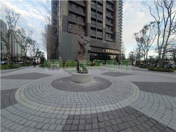愛琴海中高樓層兩房大陽台+車位｜台南市安平區國平北路