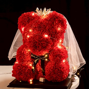 520禮物/牧羊座生日【鹿可Look】👑婚紗皇冠花熊🐻-質感紅 40cm ｜花禮 香皂花 永生花  乾燥花 玫瑰熊 有錢花 鈔票花 聖誕 求婚 情人節 母親節禮物 新年花禮 春節花禮 過年送禮
