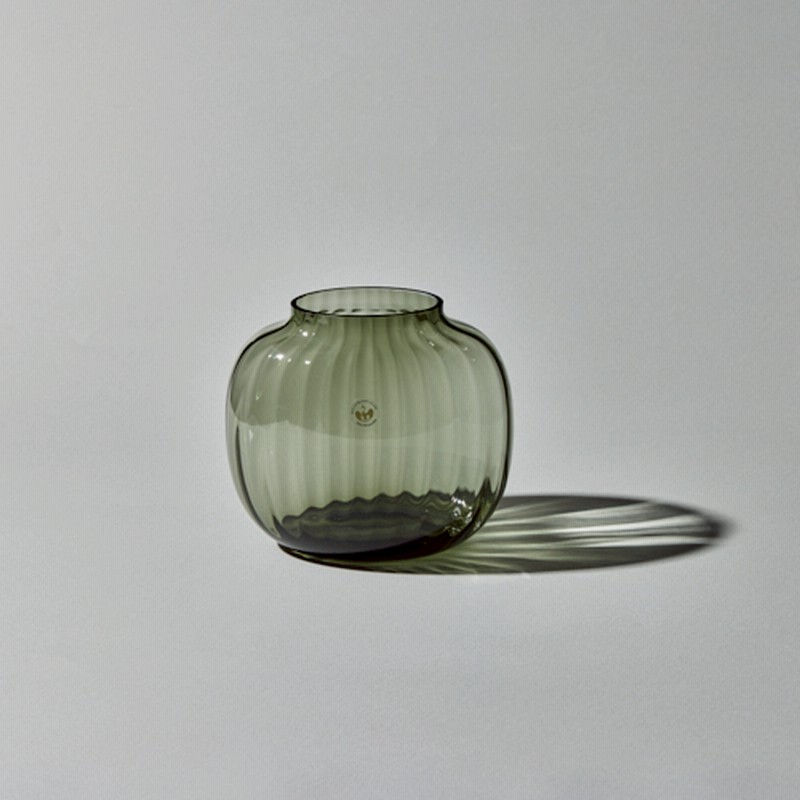 花瓶 Holme Gaard ホルムガード Primula Vase オーバル スモーク H17 5 青山フラワーマーケット フラワーベース 自宅用 ギフト 通販 Lineポイント最大2 5 Get Lineショッピング