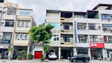 鳳山車站大地坪稀有透天店面｜高雄市鳳山區曹公路