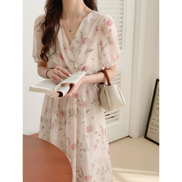 WYC 法式v領雪紡碎花連衣裙女夏季新款氣質溫柔顯瘦茶歇裙a字長裙