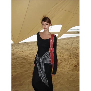 Crazy Ladys 純欲性感灰色長袖垂感連衣裙女秋辣妹修身顯瘦針織裙