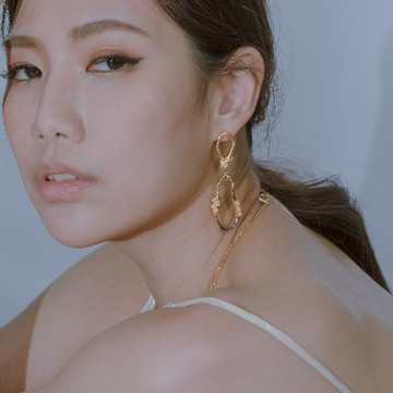 SLOW ROVER｜宇宙冰晶 冰晶垂墜耳環-厚鍍金黑雙色 (L)