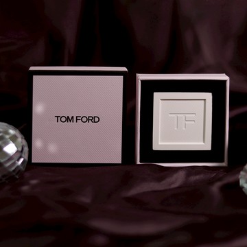 Tom Ford 擴香石 禁忌玫瑰粉 粉紅色 品牌小物 香氛 粉色外盒 TF