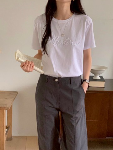 正韓簡約百搭上衣★立體字母質感棉T