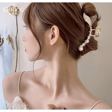 【Golicc】  髮夾 珍珠鑲鑽 美人魚尾髮夾 抓夾