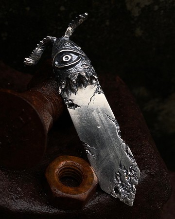 飛龍大戟 花牌/吊墜