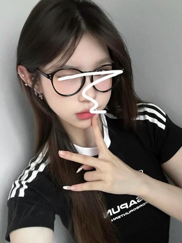 辣妹上衣 美式復古正肩短袖T恤女 短版上衣 短板上衣 短袖上衣 短袖  正肩 T恤 修身上衣 短版 性感上衣 W408
