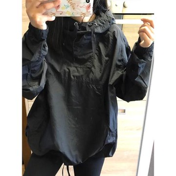 春秋連帽沖鋒衣外套女2024年新款黑色風衣寬松休閑設計感工裝上衣