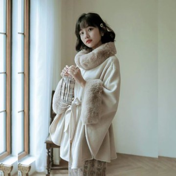 茉茉秋冬季 民國復古日常 蝙蝠袖 純色保暖大衣式 毛領斗篷外套