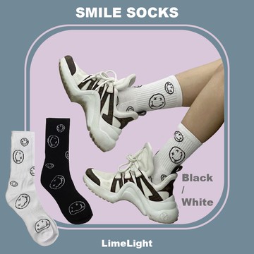 ☆LimeLight☆ 滿版 / 調皮 / 笑臉 / 超可愛 / 襪子 / 單一尺寸 / 黑色 & 白色