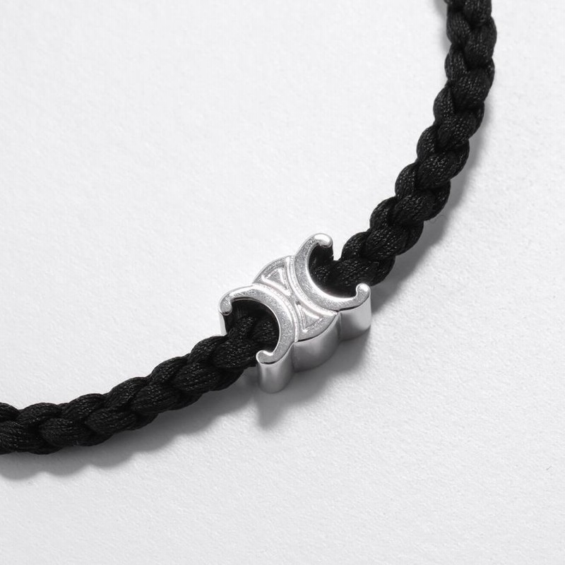 ハンサム度がアップする【CELINE】「ビーチ」ブレスレット Celine セリーヌ シルク トリオンフ ビーチ ブレスレット