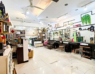 草屯鎮正市中心中山街黃金賺錢臨路店面｜南投縣草屯鎮中山街