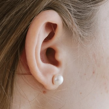 LESIS｜Granny 經典份量感珍珠耳環