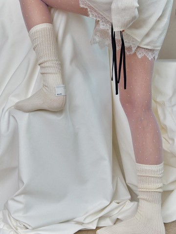STRUCTURE KNEE S LABEL SOCKS [WHITE]