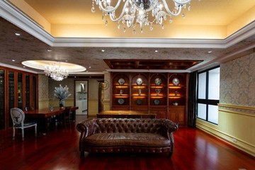 侯專員-頂級豪宅達麗宮廷破百坪雙平車｜高雄市左營區華夏路