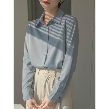 藍色緞面襯衫女長袖2025春秋通勤氣質垂感上衣職場公務員面試襯衣