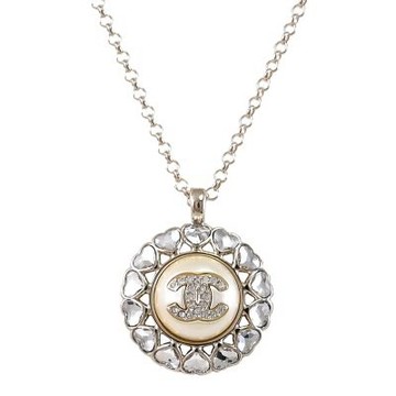 CHANEL 雙C心型水鑽LOGO圓形造型鎖骨鍊/項鍊(銀)