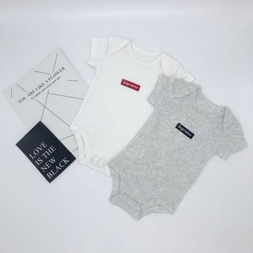 嬰兒A類連體爬服春夏寶寶包屁衣時尚字母刺繡全棉舒適新生兒衣服