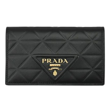 PRADA 1MV020 浮雕LOGO三角壓紋對開多卡中夾.黑