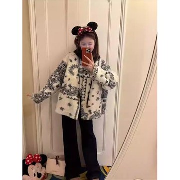 2025新款腰果花環保羊羔毛厚外套女冬短款皮毛一體連帽毛絨絨上衣