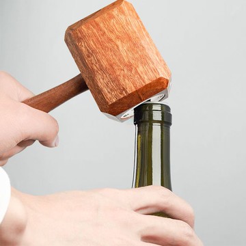 免運/開票 雷神之錘開瓶器個性家用啤酒起子木質磁吸創意家居擺件錘子起瓶器L080快速出貨