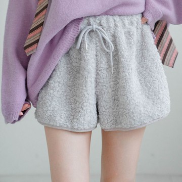 現貨★鬆緊腰仿羊羔毛抽繩毛絨短褲(共3色)1125 【NR2472】