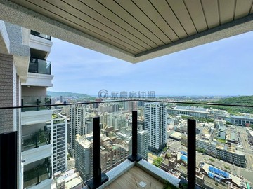 左營高鐵，鉑愛悅，高樓山湖海景兩房車位｜高雄市左營區博愛四路