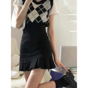 High waist A-line buttock pleated skirt高腰A字包臀百褶半身裙